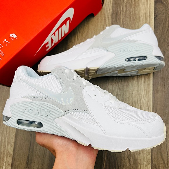 Nike Shoes - Nike Air Max Excee